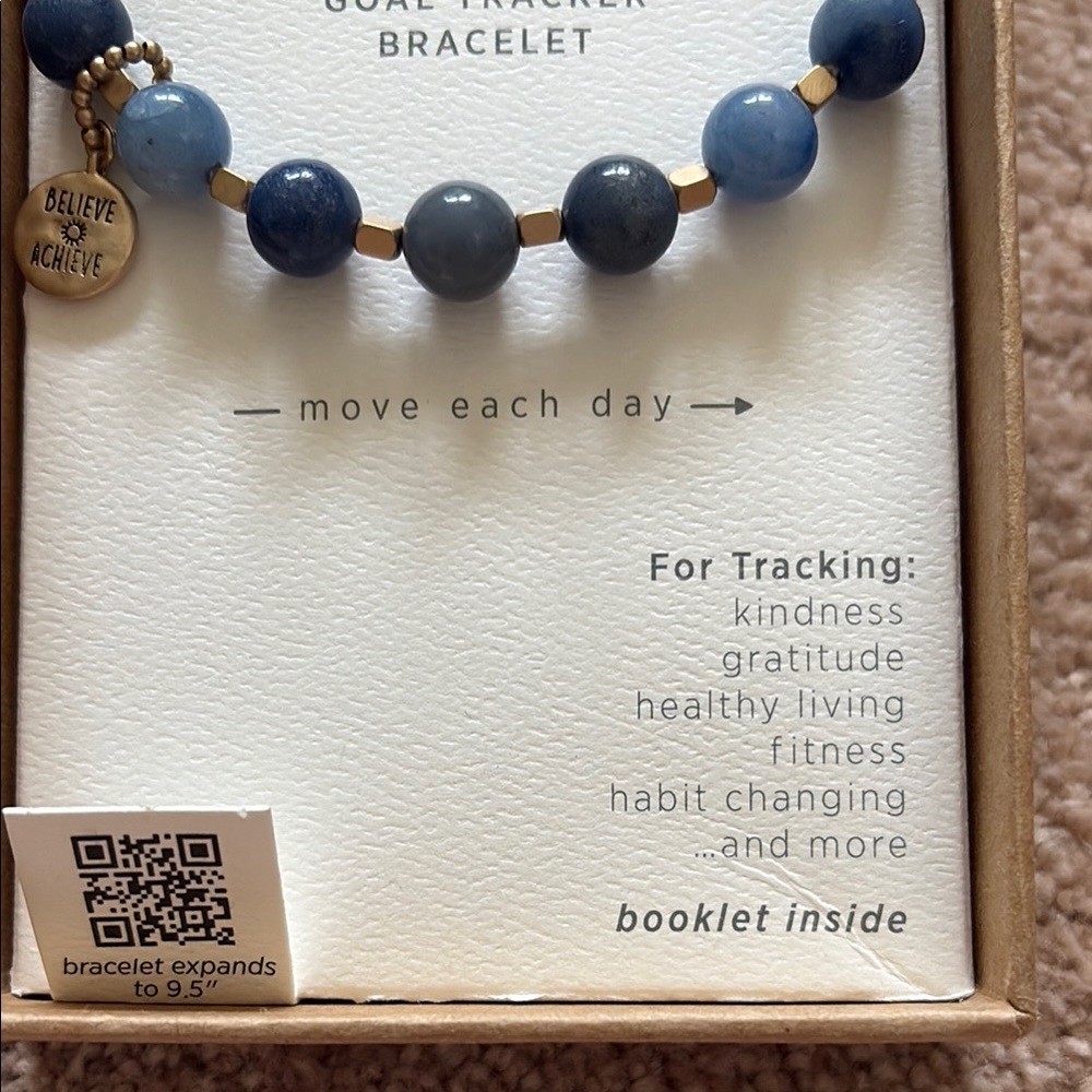 Demdaco Blue Goal Tracker Bracelet - Picture 4 of 4